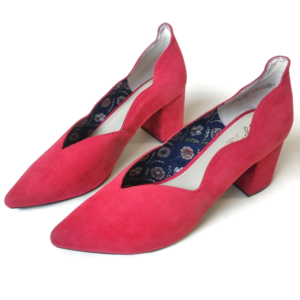 SOLD - Anthropologie Seychelles red heels